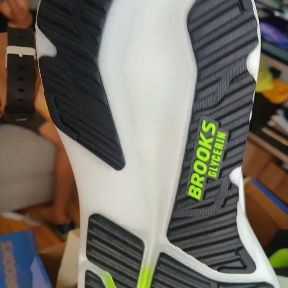 Brooks Men’s Glycerin GTS 23 Supportive Running Brooks Men's Green Running Shoes - Picture 8 of 11